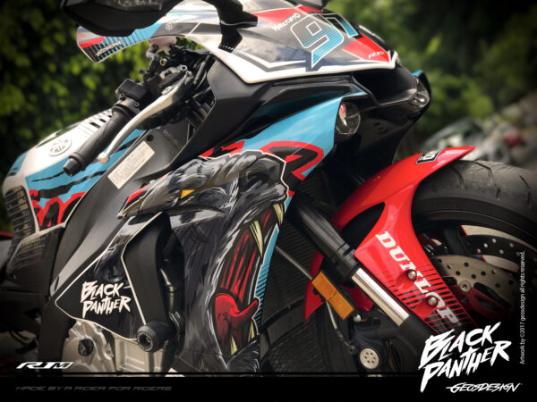 BLACK PANTHER - YAMAHA R1 M - Imagen 7