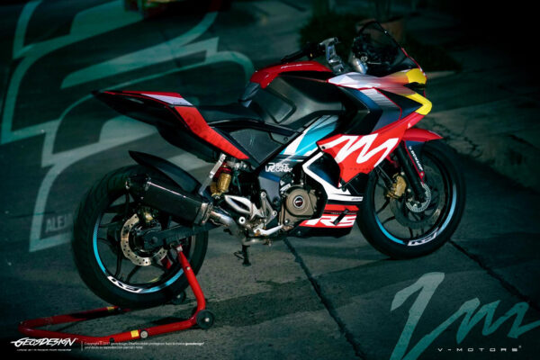 RON17 - BAJAJ PULSAR RS 200 - Imagen 4