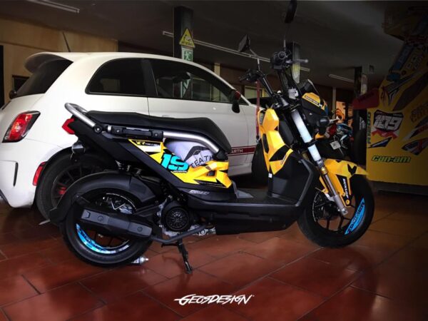 ABSTRACT SERIES - HONDA ZOOMER X 16-20 - Imagen 6