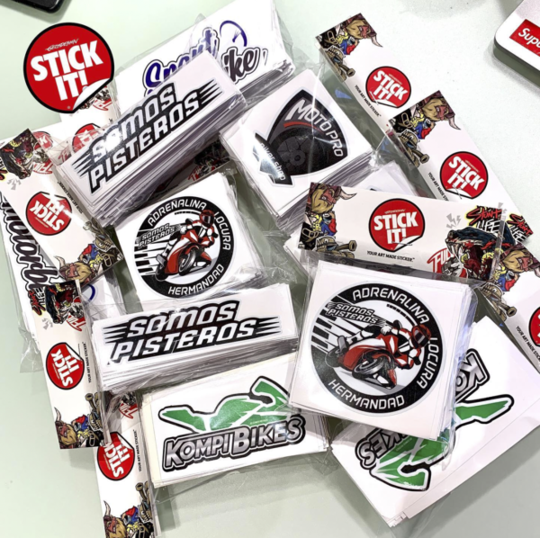 LATEX STICKERS VINIL BLANCO. ( Servicio de Impresión 1 mt2 ) - Imagen 8