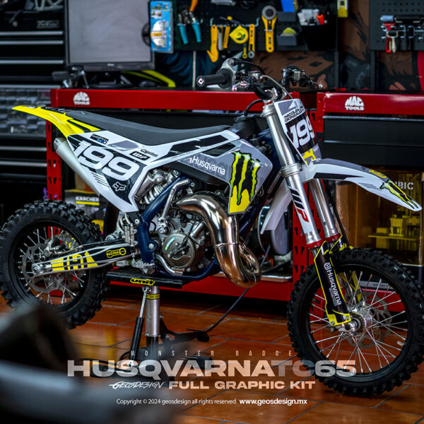 MONSTER BADGE - HUSQVARNA TC 65 16-23