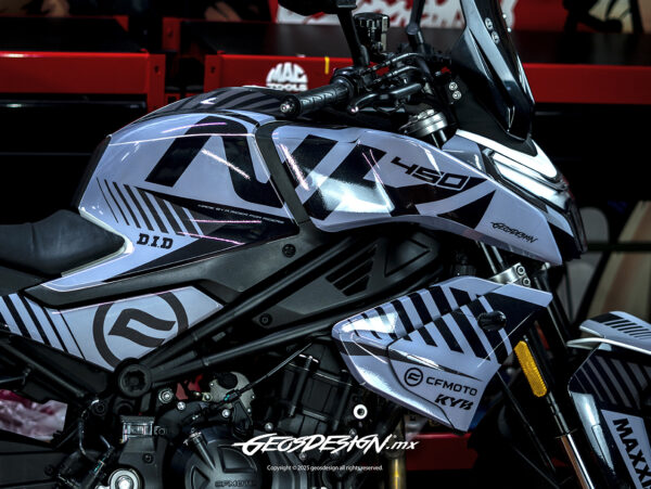 STRIPES R - CF MOTO 450 NK - Imagen 5