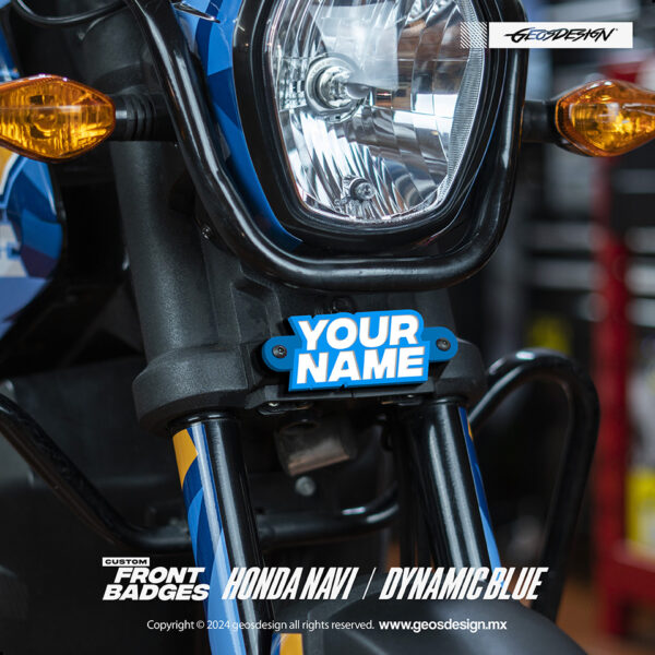 DYNAMIC TYPE BLUE / EMBLEMA PERSONALIZADO / FRONT BADGE HONDA NAVI - Imagen 2